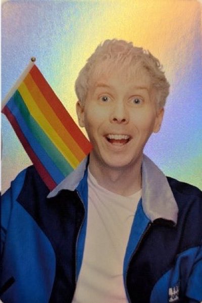 howellslesbians's tweet photo. still thinking about phil saying he and dan want to create as many queer inclusive spaces as possible and how they have been doing that even before coming out themselves, (happy 7 years of having the gay arrow above ur head phil!!) and now they get to do that as a couple https://t.co/y1CU9t7sfq