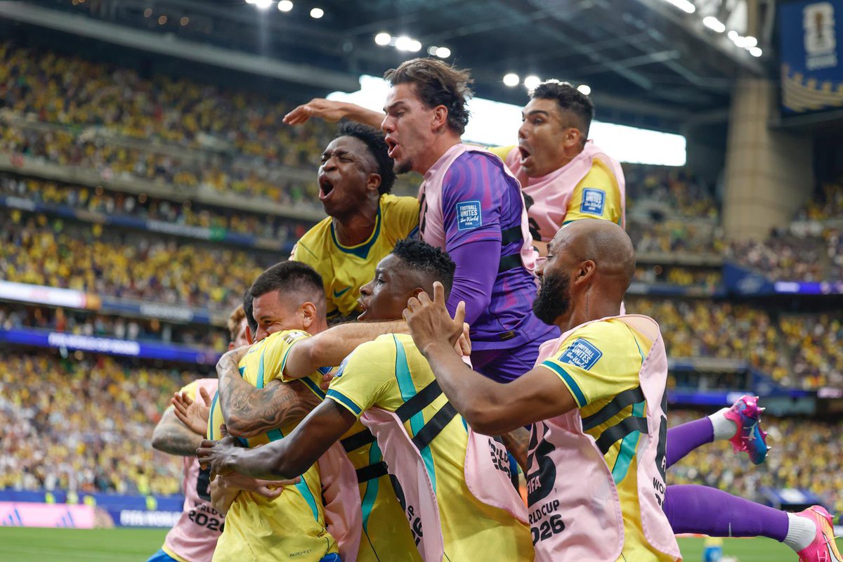MrAncelotti's tweet photo. Orgulhoso pelo trabalho, qualidade e pela fé desse time. Agora é hora de focar na recuperação e na preparação para o próximo desafio. Vamos juntos! #BateNoPeito https://t.co/gp6SWl174I