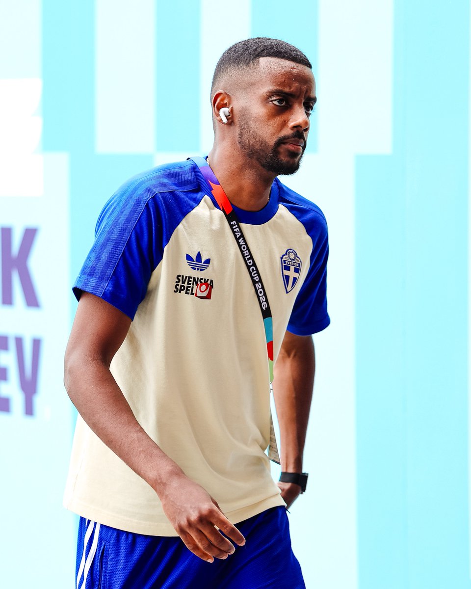 LFC's tweet photo. Alex arriving for Round of 32 action 🫡🇸🇪 https://t.co/UiMmw5w1TD