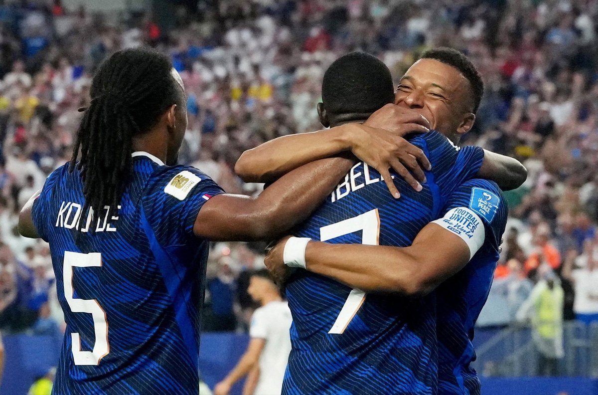 emjapicks's tweet photo. World Cup ⚽️ 

France v Sweden BTTS + o2.5 (-106)
5.3U ⭐️⭐️⭐️⭐️⭐️

Best attack in the world as it stands on the French side.

Isak, Gyokeres, and Elanga up top with Ayari in behind once again. I do believe this is Potter’s best XI in terms of attack currently.

France have conceded in 7 of L8.
Sweden have conceded in 14 straight.

We are 4-0 on 5U+ whales 🐳🔥. Let’s make it 5.

Good luck to us!

#GamblingTwitter #FIFAWorldCup