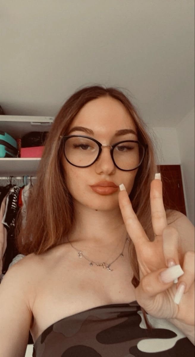Paige___01's tweet photo. If you can spare 2 Min of your time slide in my DM let’s have quick fun 🍑🍆 I’m currently so Horny/Wet/Naked. I’m waiting 👉 https://t.co/iBI1aPKqKs

#sex #anal #blowjob #doggy #nude #dick #porn https://t.co/N9ZYh4U3uZ