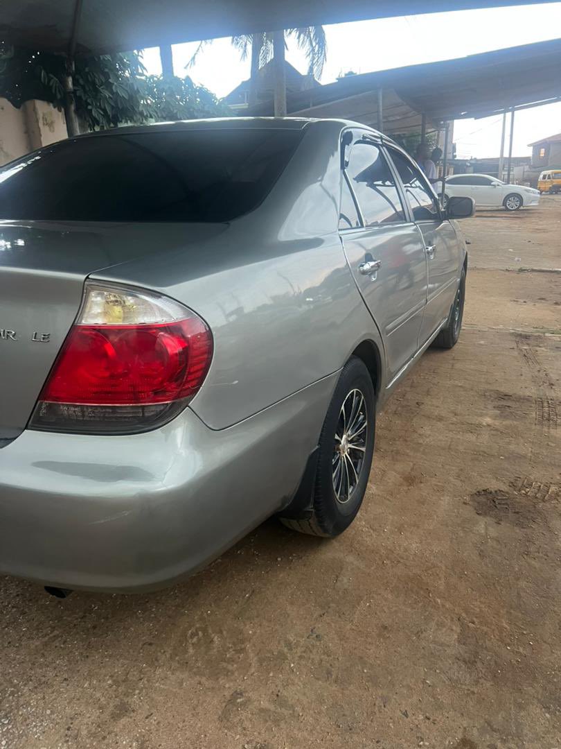 mr_geff1's tweet photo. 5.550
2005🇳🇬🇳🇬 https://t.co/9E6deCg24O