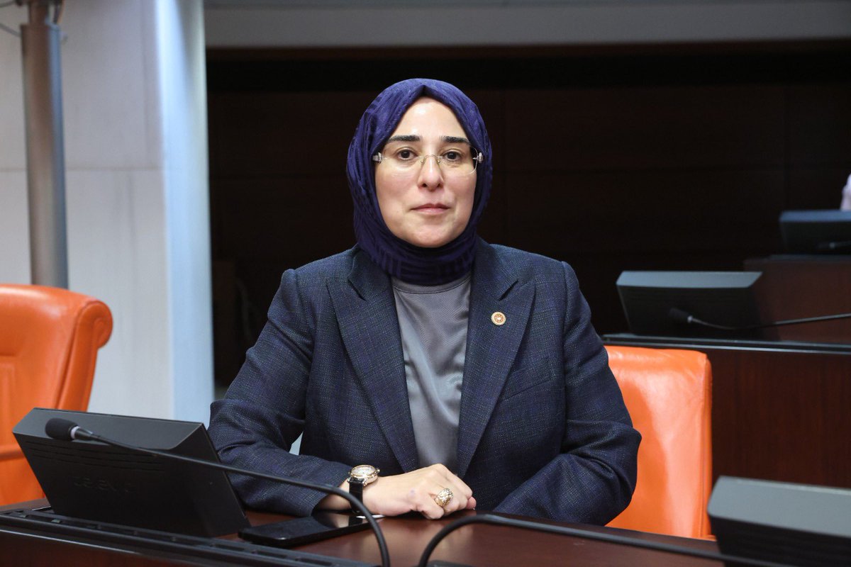 CYAZMAC's tweet photo. 📍TBMM

Genel Kurulda 277 Sıra Sayılı Uzman Erbaş Kanunu ile Bazı Kanunlarda Değişiklik Yapılmasına Dair Kanun Teklifimizin birinci bölümü üzerinde görüşmelerimizi tamamladık.

⏰23.30

@NumanKurtulmus @TBMMresmi @OSMANSAGLAM70 https://t.co/Am9kyzUuos