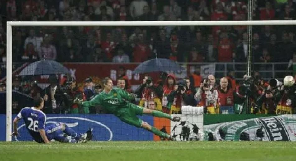 aDayD4ud's tweet photo. @KABAR_CHELSEA John Terry Legenda Dan salah satu Bek Terbaik Inggris aja pernah gagal eksekusi Penalti https://t.co/cxBJ3YFnvC