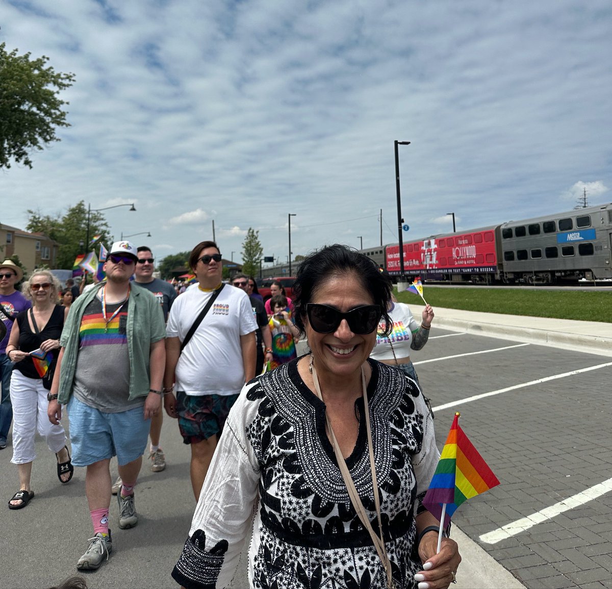 RepHernandez's tweet photo. This Saturday, I had the pleasure of walking in the Berwyn Pride Walk to celebrate love, inclusion, and the vibrant LGBTQ+ community that makes our neighborhoods stronger.

Happy Pride! https://t.co/99rfuwD27v