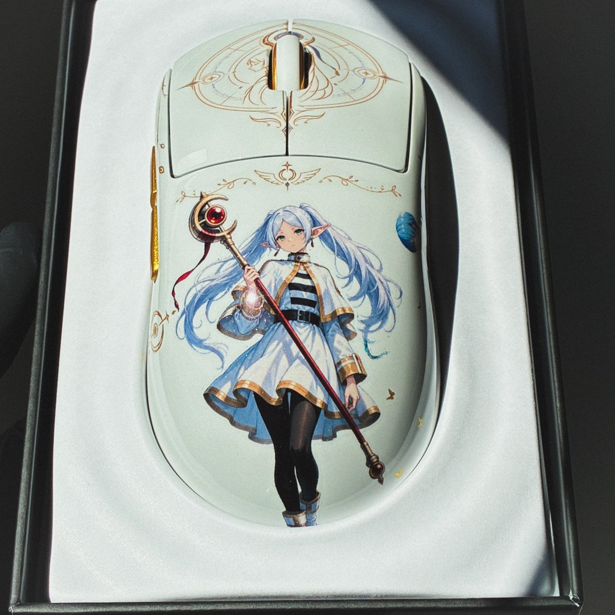Customice tweet media