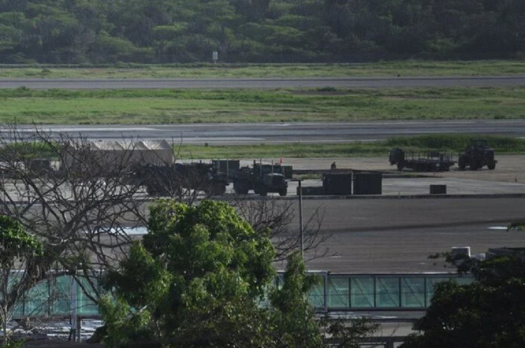 el_carabobeno's tweet photo. Estados Unidos asumió operaciones de torre de control y pistas en aeropuerto de Maiquetía https://t.co/Dqmfj7qqpl https://t.co/6nPLbMPkJA