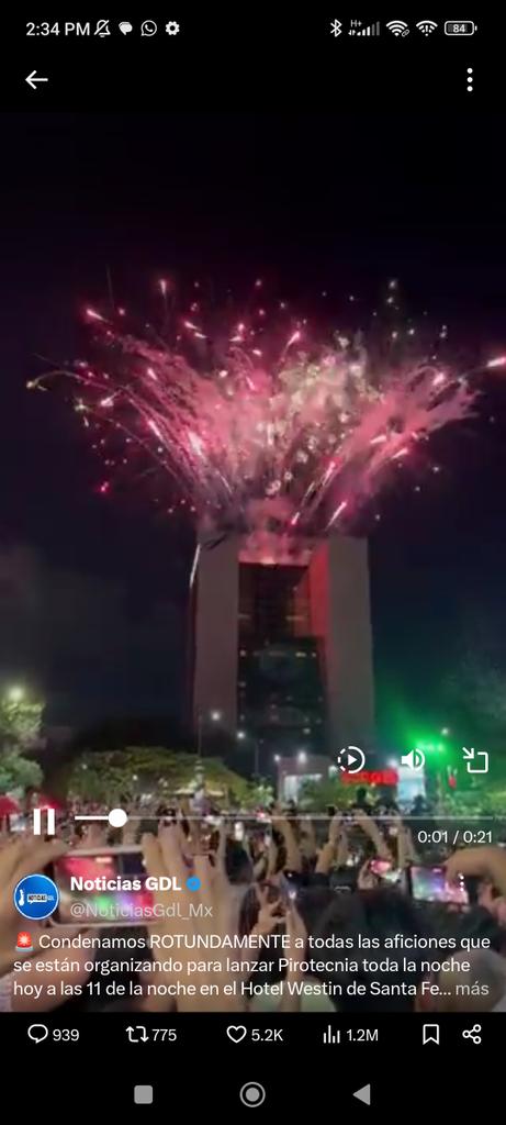 Raulodon's tweet photo. ¡No mamar! 
¿Fueron a llevarle serenata a Ecuador o a bombardearlos?. 
México no necesitaba de esto. https://t.co/n0BUyaxroi
