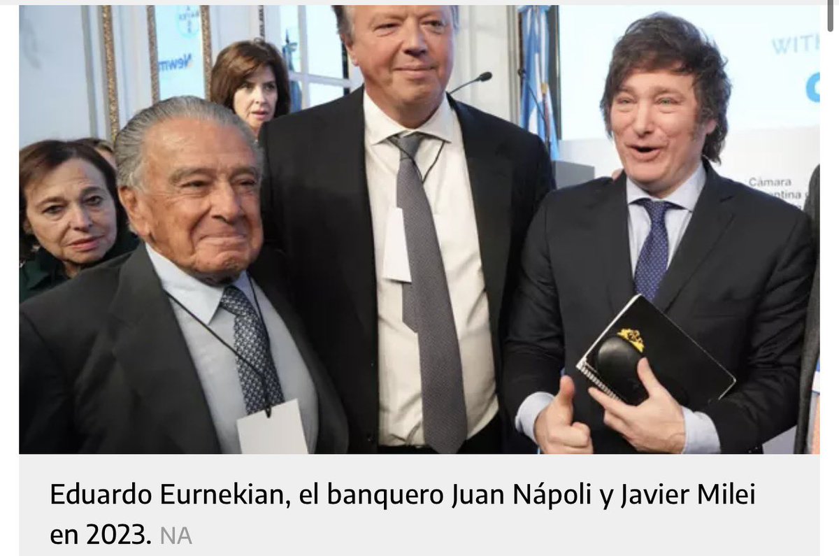 Pampa139's tweet photo. 🚨 ESTO ES UN ESCANDALO.

Milei le quiere REGALAR por más de 30 años los Aeropuertos a Daniel Ketchibachian, hombre de Eurnekian, su ex empleador. Esta claro que vinieron a esto y para esto es el RIGI: NEGOCIOS PARA LOS AMIGOS

Saben quién firmó por el Gobierno?
Facundo Leal, el ayudante de Caputo, al que le encontraron millones de dólares y falopa. 

Tranqui los negocios del presidente.
