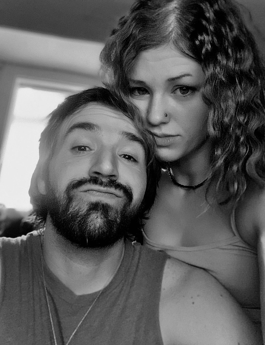 kadybug69's tweet photo. finally convinced my bf to join the findom community with me!! so we are now accepting applications for Finsubs that wanna be cucked and drained by this sexy couple😏😍 
(dw tho i’ll still be offering solo findomme sessions, and content always😚💕) https://t.co/GaYdzJfKOk