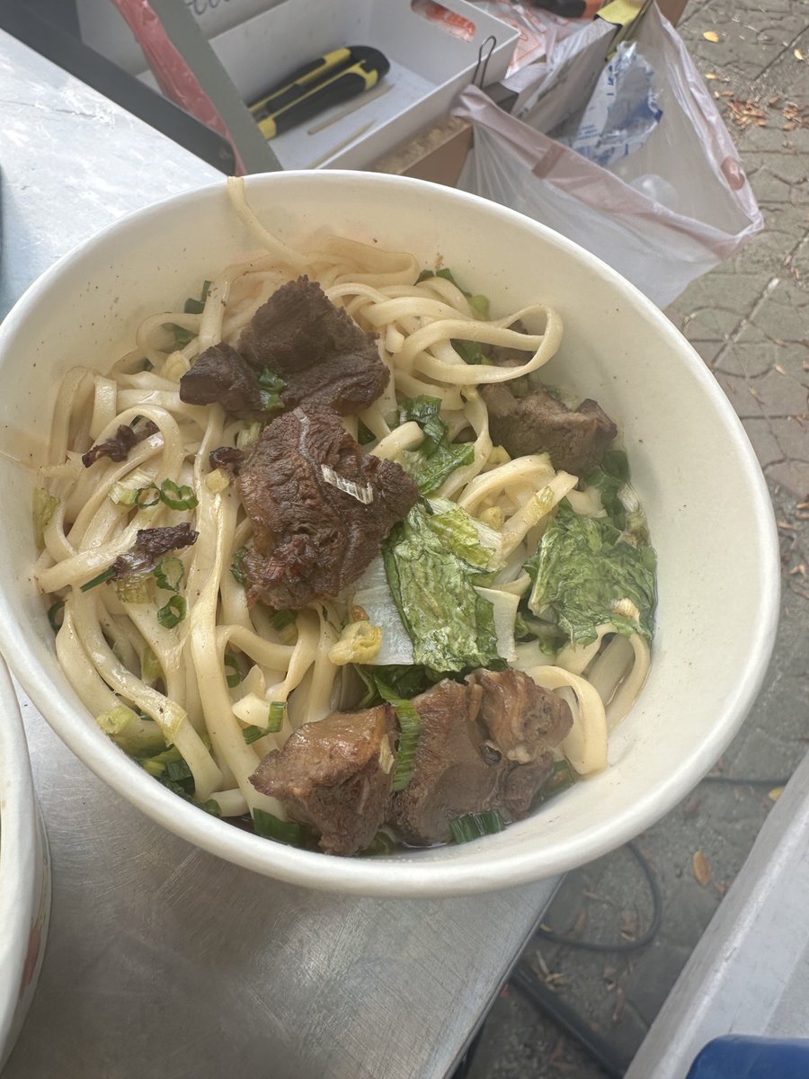 hoho8753's tweet photo. 本來點牛肉麵結果來一碗乾麵🙃🙃🙃🙃🙃
#一次性 #約愛 https://t.co/aWwK6DISzi