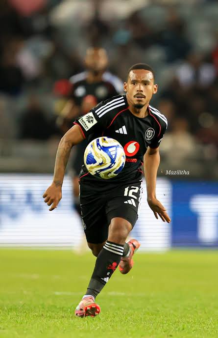 TumisangM_'s tweet photo. 𝗥𝗨𝗠𝗢𝗨𝗥 🚨: PORTO FC HAVE REPORTEDLY TABLED €4M FOR OSWIN APOLIS , NEGOTIATIONS ON GOING 🚨🎙 https://t.co/wmVyerSf8c