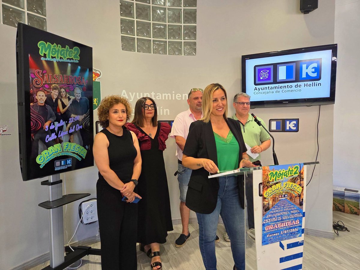 Vox_Hellin_Of's tweet photo. #Mójate2 

‼️Desde la Concejalía de Comercio del Ayuntamiento de Hellín, área de nuestra portavoz @HellinRaquel se ha preparado una gran fiesta para disfrutar en familia, apoyar al comercio y a la hostelería local y pasar un día inolvidable.

1/2 https://t.co/xBZb9hSMzX