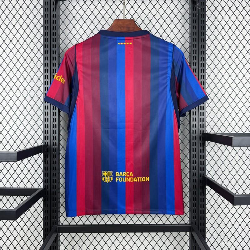 LxoMessismoFCB's tweet photo. 🚨Vamos a SORTEAR la nueva camiseta del FC Barcelona entre los que:

-Den RT a este tuit.
-Sigan a @17ct_info y a mi.

👥Menciona a un amigo para doble participación. https://t.co/qwkxaW2f2s