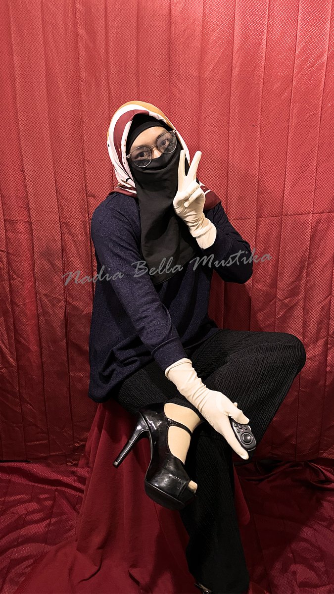 bella_nadia_'s tweet photo. Masih dengan edisi buang draft hehe
Still on the "clearing out drafts" edition, hehe.
🤤🤤🤤

#femboyoutfit #femboypic #femboyhijab #femboyukhty #crossdresserhijab #crossdresser #cderjilbab #cderhijab #cderbeauty #trans #crossdresserasia #cderbandung #cderbdg #crosshijab https://t.co/uD9fL6mfRt