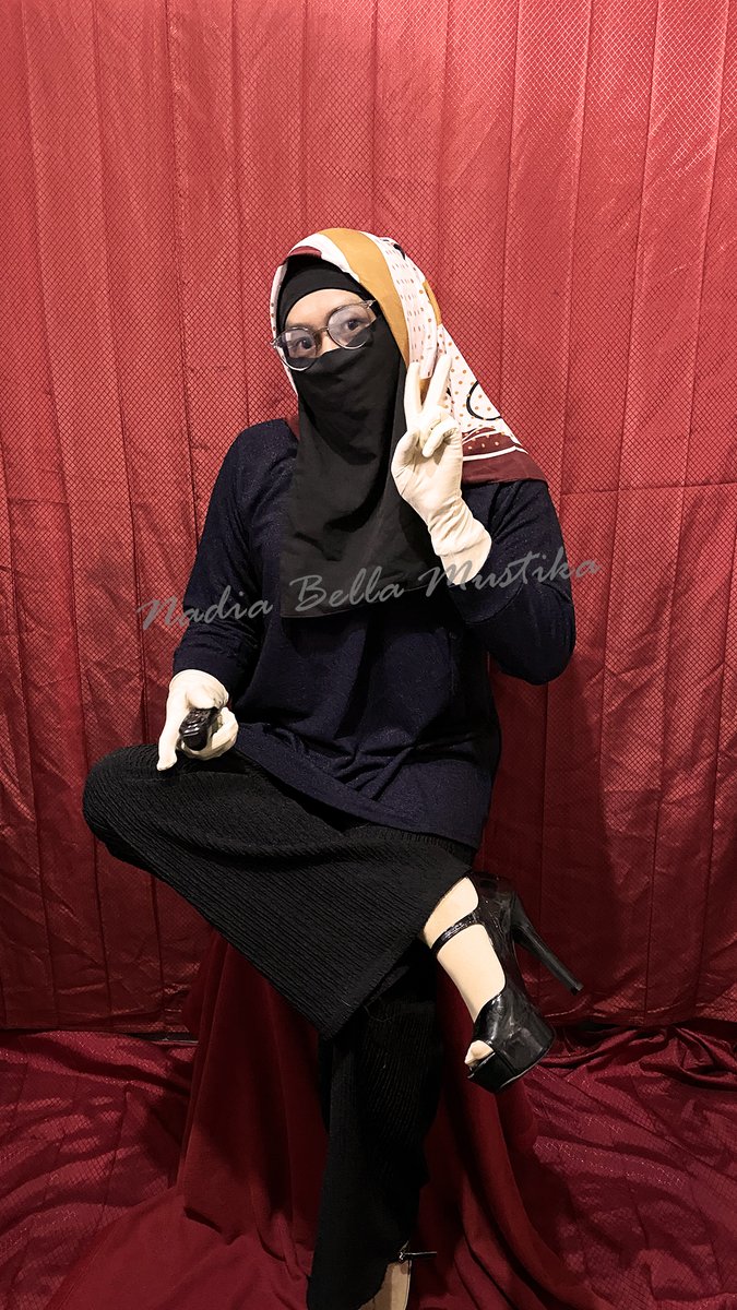 bella_nadia_'s tweet photo. Masih dengan edisi buang draft hehe
Still on the "clearing out drafts" edition, hehe.
🤤🤤🤤

#femboyoutfit #femboypic #femboyhijab #femboyukhty #crossdresserhijab #crossdresser #cderjilbab #cderhijab #cderbeauty #trans #crossdresserasia #cderbandung #cderbdg #crosshijab https://t.co/uD9fL6mfRt