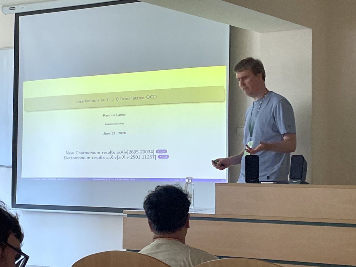 rothkopfAK's tweet photo. Nice to see at #ConfXVII @uniwroc my former postdoc Rasmus Larsen (@unibielefeld) continue his impactful work on in-medium quarkonium from #latticeQCD. Extending the analysis of in-medium modification towards the lighter Charmonium states via relativistic correlation functions. https://t.co/MY6H5ru7K2