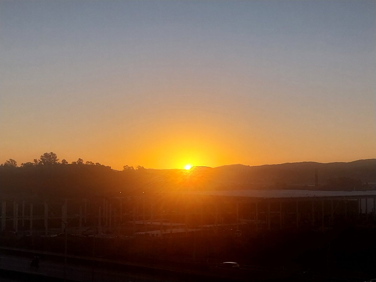 Txai_Ale's tweet photo. Eu Sou O Sol...
Eu Sou O Sol...
Eu Sou O Sol...🎵 https://t.co/cMkdg73pVC