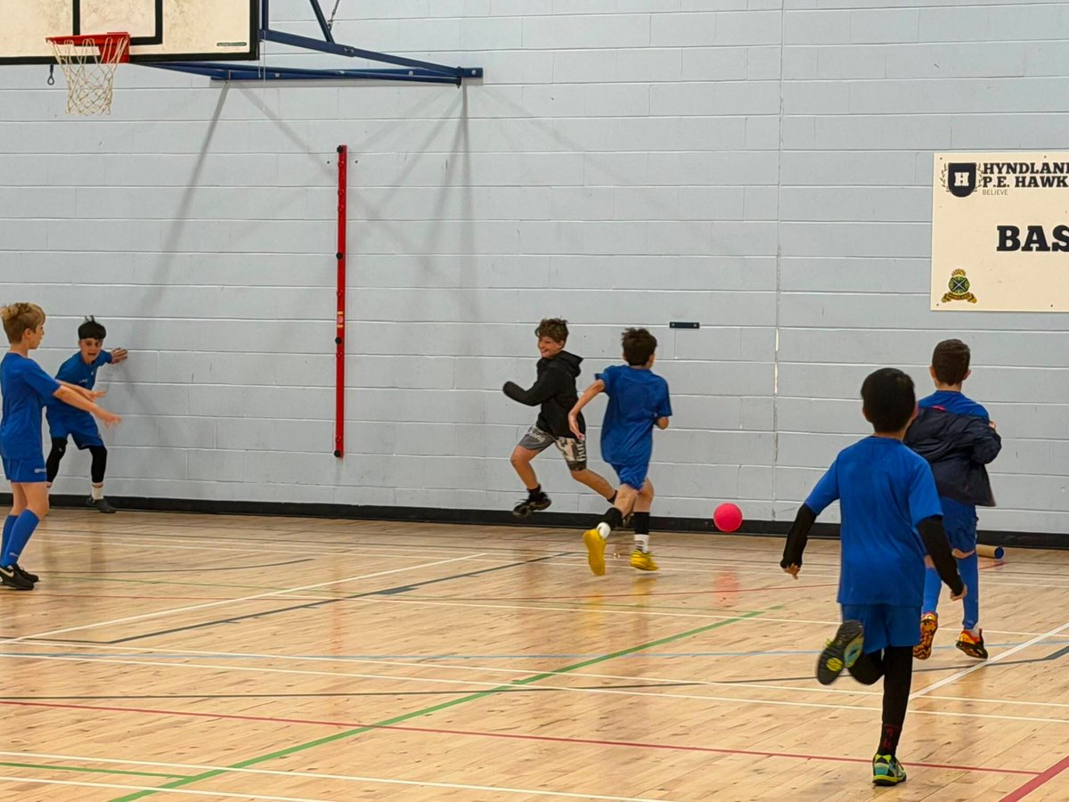 BSCGlasgow's tweet photo. A little sneak peek into Day 2... 👀💙

Less screen time. More play.
More friendships. More confidence.
More moments that matter.

This is what summer is all about! ☀️⚽

#BSCSummerCamp #PlayMore #CommunitySpirit #ActiveKids #Glasgow https://t.co/C0GhsJOSVm