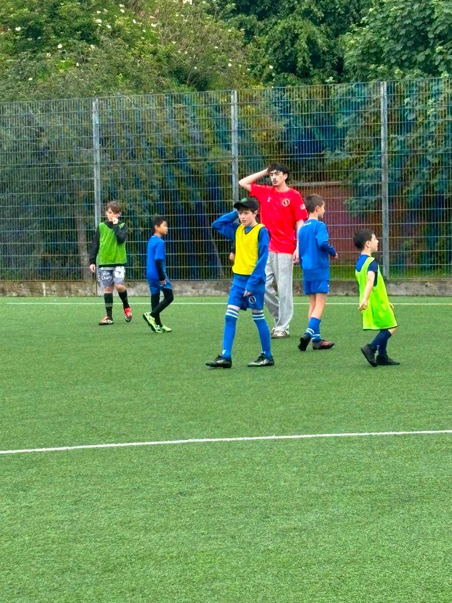 BSCGlasgow's tweet photo. A little sneak peek into Day 2... 👀💙

Less screen time. More play.
More friendships. More confidence.
More moments that matter.

This is what summer is all about! ☀️⚽

#BSCSummerCamp #PlayMore #CommunitySpirit #ActiveKids #Glasgow https://t.co/ScaDJbN8BB