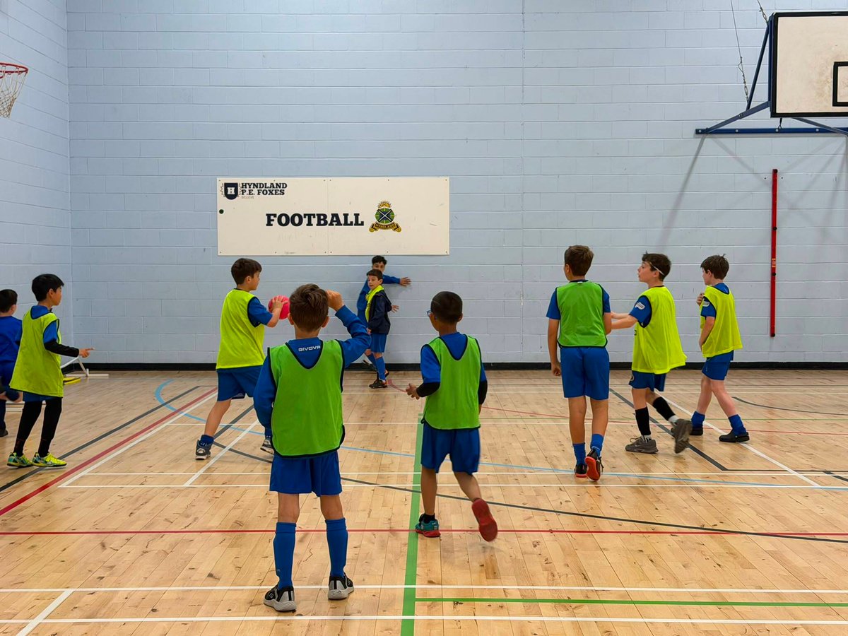 BSCGlasgow's tweet photo. A little sneak peek into Day 2... 👀💙

Less screen time. More play.
More friendships. More confidence.
More moments that matter.

This is what summer is all about! ☀️⚽

#BSCSummerCamp #PlayMore #CommunitySpirit #ActiveKids #Glasgow https://t.co/C0GhsJOSVm