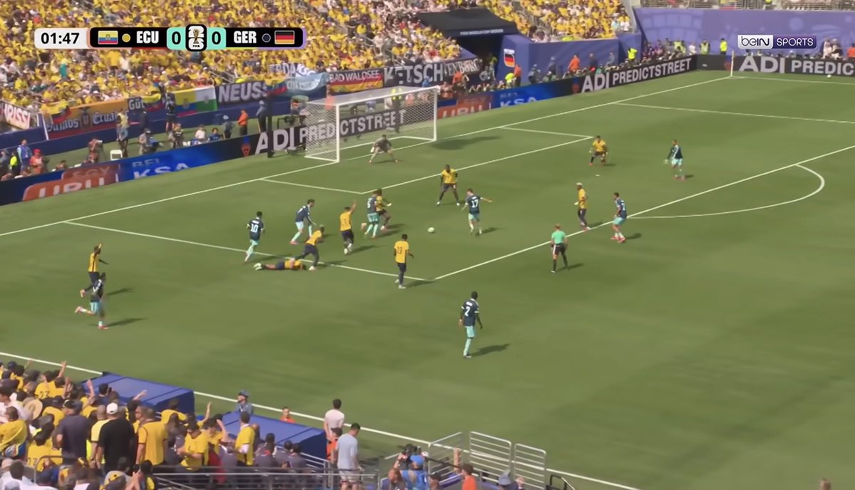 bsm1q's tweet photo. #worldcup

https://t.co/Sxs383xAGF https://t.co/c85moMgdvm
