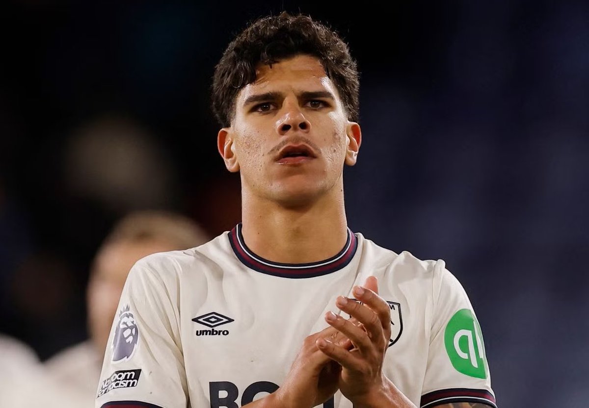UtdXclusive's tweet photo. 🚨💣 BREAKING: 

United offered West Ham a package of £85M for Fernandes which was £70M guaranteed with around £15M in add-ons. They also offered a wage of close to £170K a week. 

This morning, United were offered the chance to match Spurs' bid, which was £85M all up front, and they refused to do so.

[@SullyTalkz]