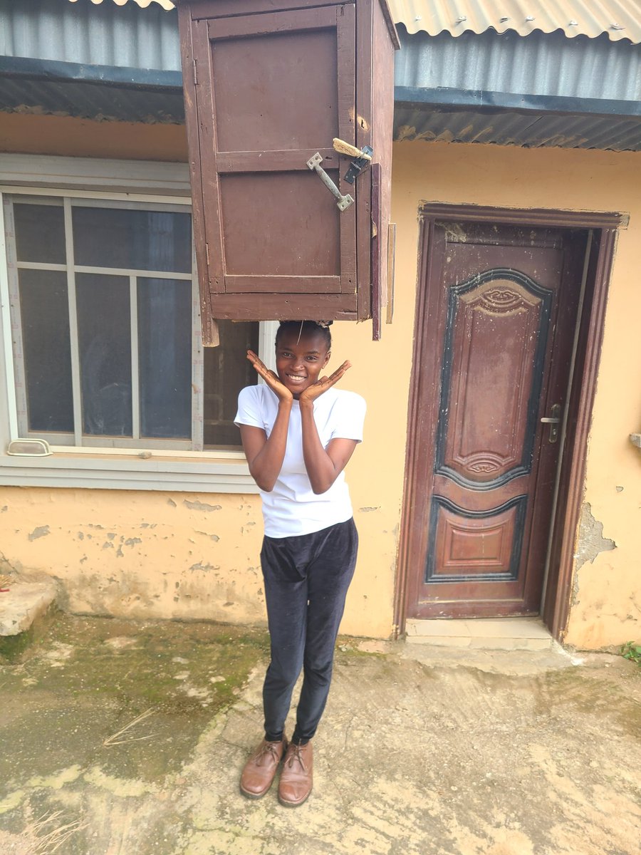 Oluwakemi 🌸💫 tweet media