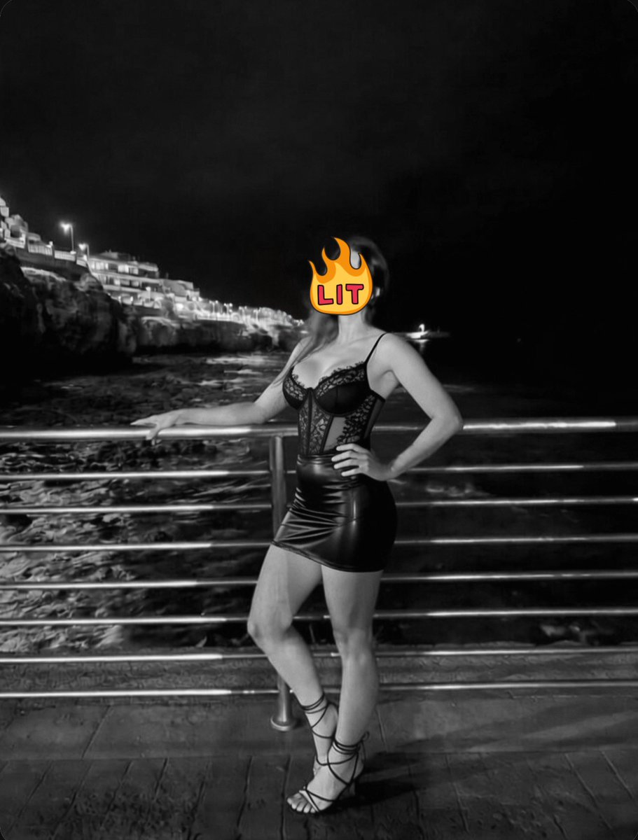 kuueensbtx's tweet photo. Buenas noches perritos, cómo de sexy está vuestra Diosa hoy? Venga a reembolsar todos los gastos 🔥😈 https://t.co/sL11FJJWcb