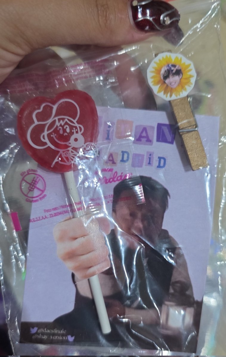 jeno_squishy's tweet photo. El mejor freebie que recibí en los dos dias, tenia que compartirlo.

@daesfinale gracias por tanto

JAJAJAJA https://t.co/l5Ge7EIbwM