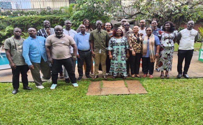 cntept's tweet photo. Du 16 au 18 juin 2026 à Abidjan, 16 chargés de communication issus des coalitions nationales membres du réseau Éducation Pour Tous (EPT) d’Afrique de l’Ouest et du Centre se sont réunis pour un atelier régional de renforcement de capacités.

Lire plus 👇🏿
https://t.co/dKcyOIMSzS https://t.co/bBmzUtNPnC