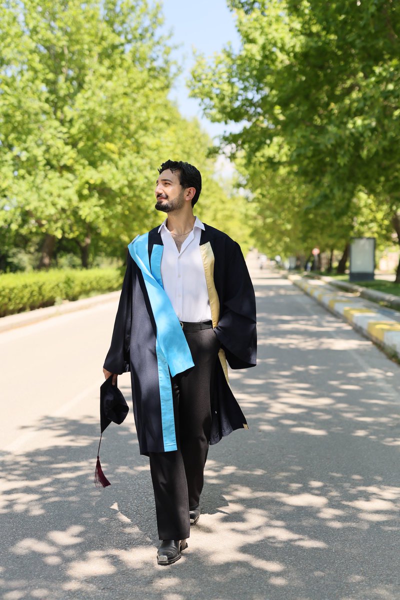 mammmeddd's tweet photo. Artık çekilin ben doktorum diyebilirim :) https://t.co/OYWhlDfQIF