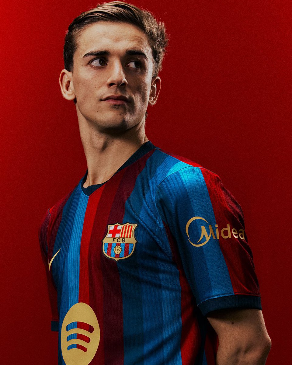 MandellaFCB's tweet photo. 𝐎𝐅𝐅𝐈𝐂𝐈𝐀𝐋: FC Barcelona home kit for 27/26 season. https://t.co/Nd3v9pYKPy