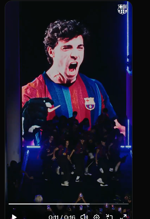XO_downbad's tweet photo. @FCBarcelona who is this ? https://t.co/DbAEUb0W7t