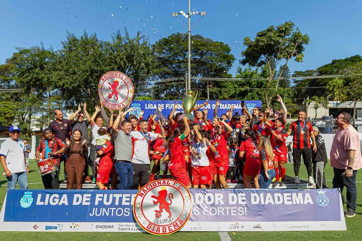 TVSAOBERNARDO's tweet photo. NO RITMO DA COPA, DIADEMA TEM FIM DE SEMANA COM QUATRO FINAIS DE FUTEBOL DE CAMPO
https://t.co/t87F6c7k3M https://t.co/UAWgdqD2nt