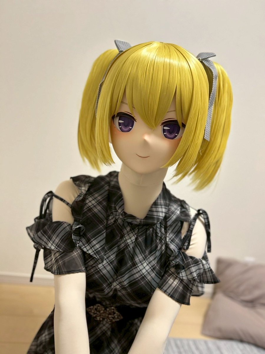 latex1224's tweet photo. 普通に洋服屋さんで売ってる服を私服的な感じで着るだけでもいい感じ https://t.co/WLo8HZybpV