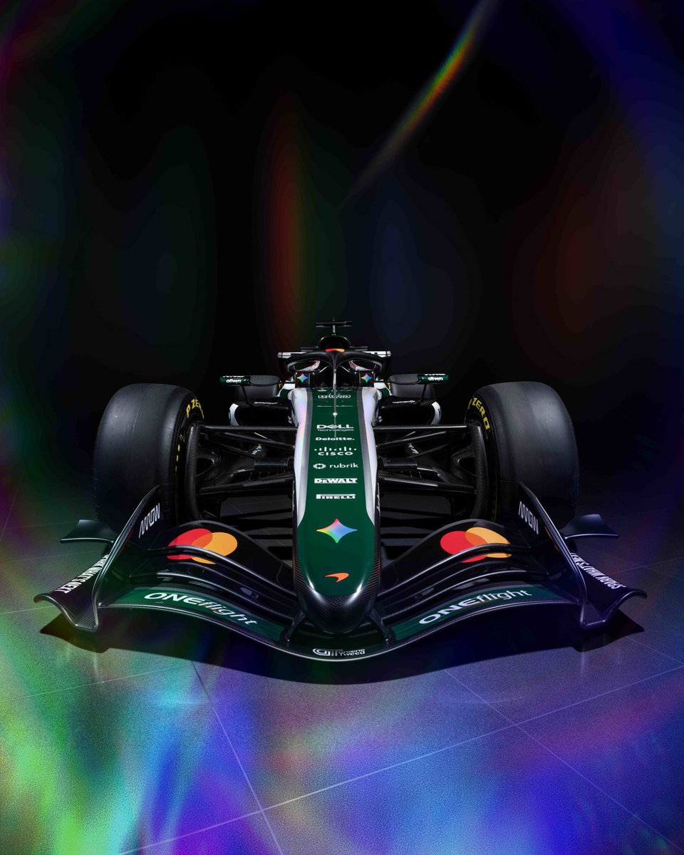 📸[@McLarenF1]