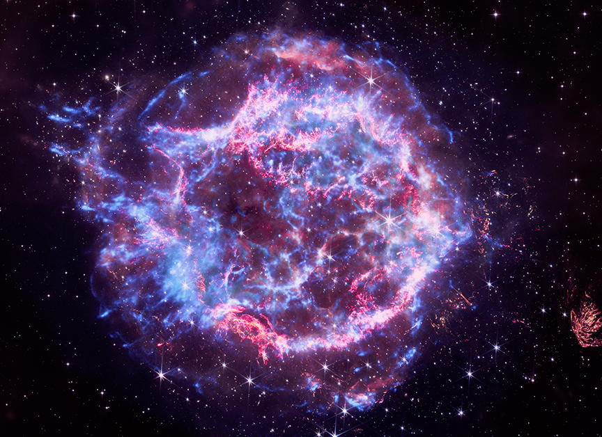 NASA_Marshall's tweet photo. In celebration of America's 250th birthday, @chandraxray has unveiled four cosmic images in red, white, and blue. 🇺🇸

The image set features Cassiopeia A, the nebula NGC 3603, the galaxy NGC 4736, and a distant galaxy cluster known as ZwCl 0024+1652. 

🔗 https://t.co/HqRwuJl1pY https://t.co/A8xNqt1OFe