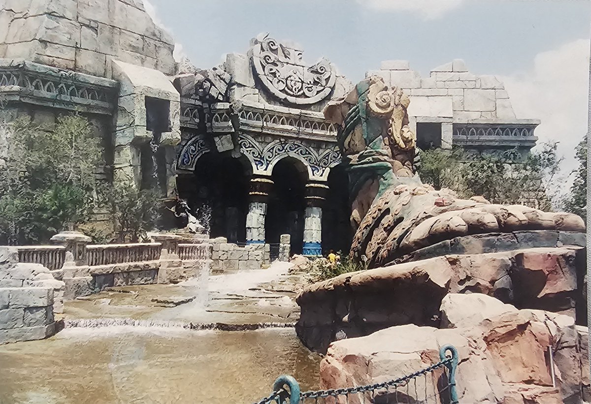 BBindman's tweet photo. Lost Continent in 1999 https://t.co/k8H9G2DR1x