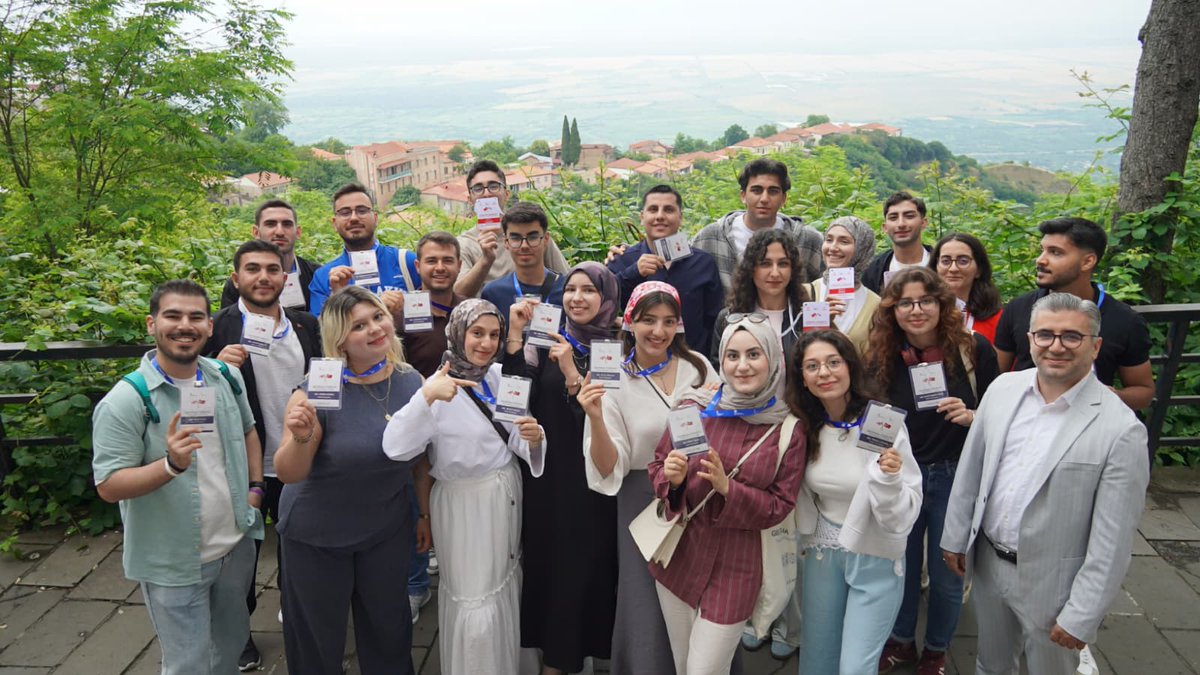 GSB_MuglaUAGM's tweet photo. 🇹🇷🇬🇪 Bakanlığımız ile Gürcistan Eğitim, Bilim ve Gençlik Bakanlığı iş birliğinde düzenlenen Gürcistan Uluslararası Gençlik Değişimi Programı, gönüllü gençlerimizin katılımıyla başarıyla gerçekleştirildi.

@GSBgenclik
@OA_BAK https://t.co/GjL3tTooDB