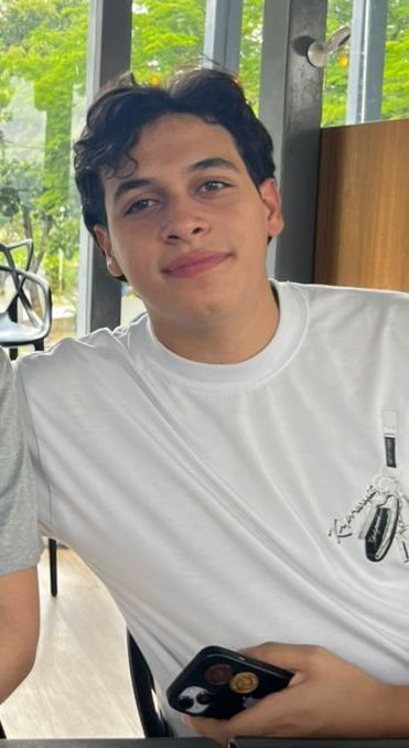 _Provea's tweet photo. Se busca al joven José Gregorio Carmona Ayrot, 20 años, V-31.369.114. Desaparecido desde el 24 de junio y visto por última vez en Residencias Malecón, Playa Grande, Catia La Mar.

Cualquier información, contactar al 0414-746-0636 o 0414-683-9245. https://t.co/G5FUKLhqic