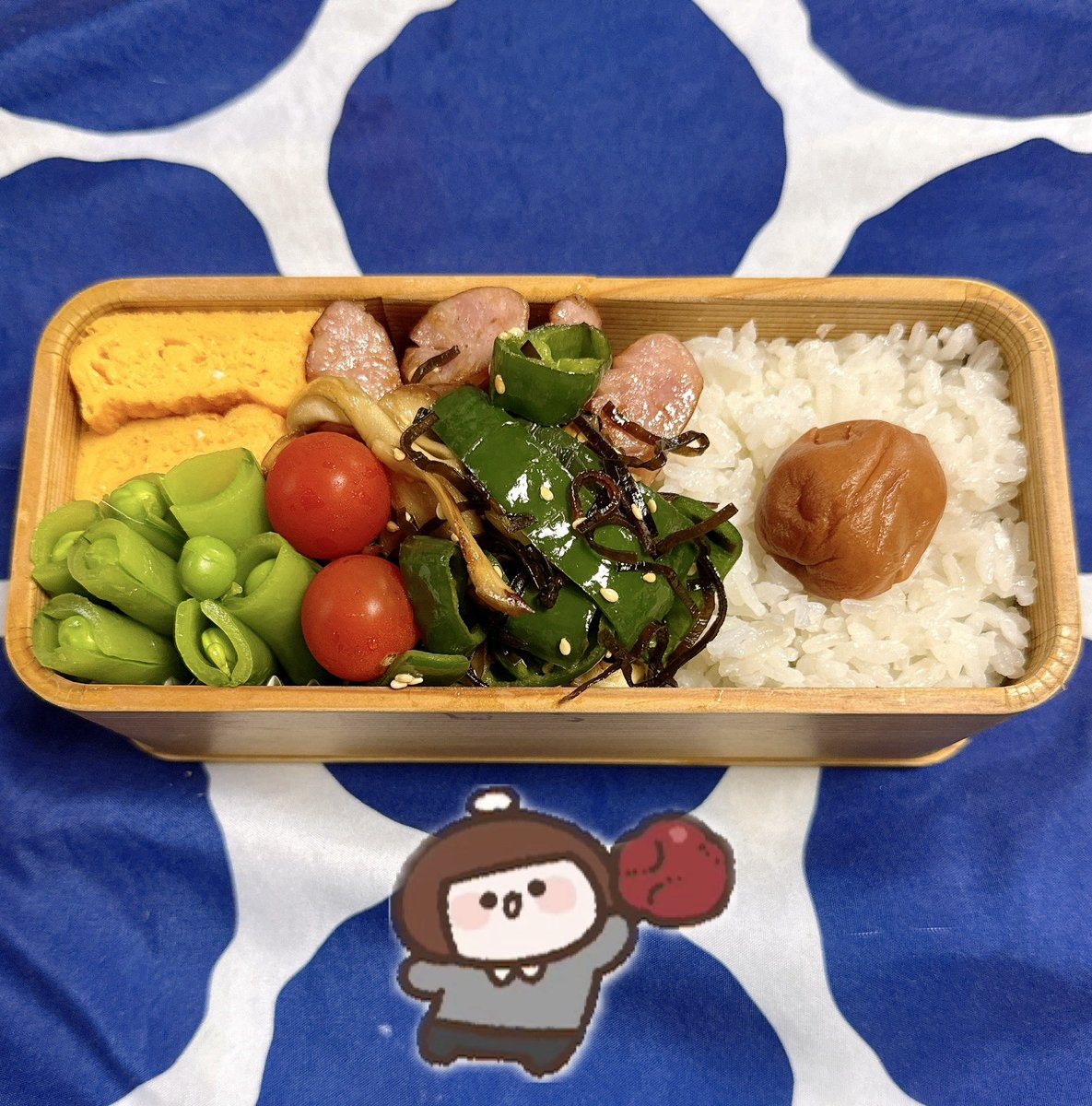 akisue4's tweet photo. 蒸し蒸しする！
7月最初のお弁当(☝︎ ՞ਊ ՞)☝︎ https://t.co/gT3I4RLPyX