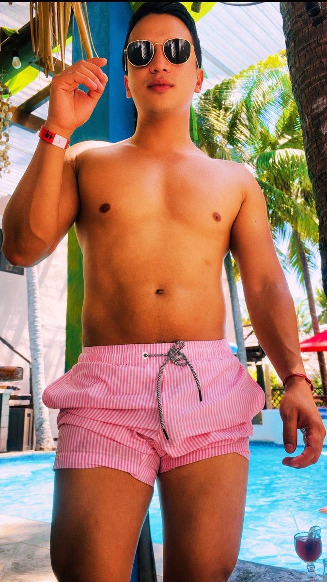 lfdosm1023's tweet photo. Algo más rico que la playa?🌴😍 https://t.co/N6i6lxXcfD