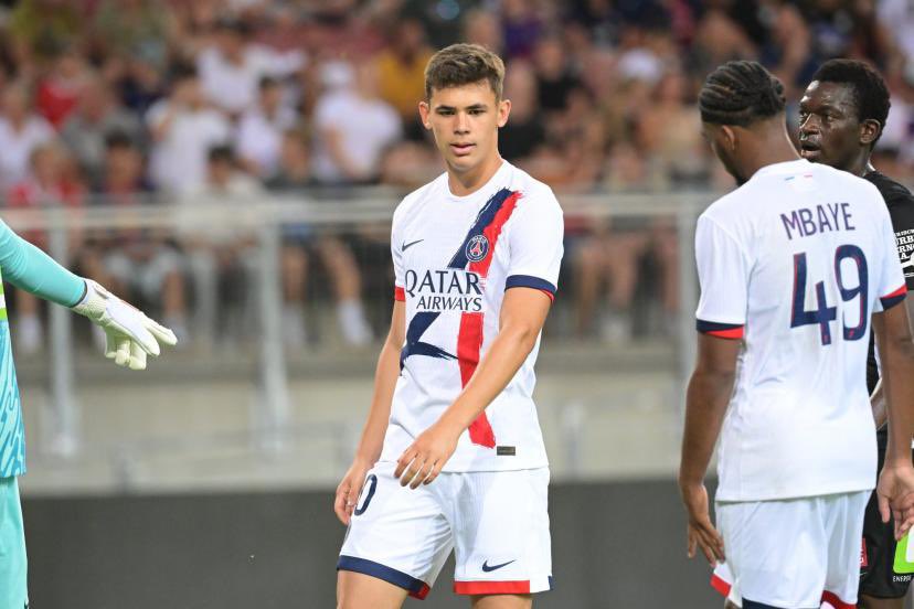 _psgpolska's tweet photo. 🚨| Gabriel Moscardo dołączy do Espanyolu na zasadzie wypożyczenia, bez opcji wykupu.

— @le_Parisien_PSG https://t.co/ozh01TFSWk