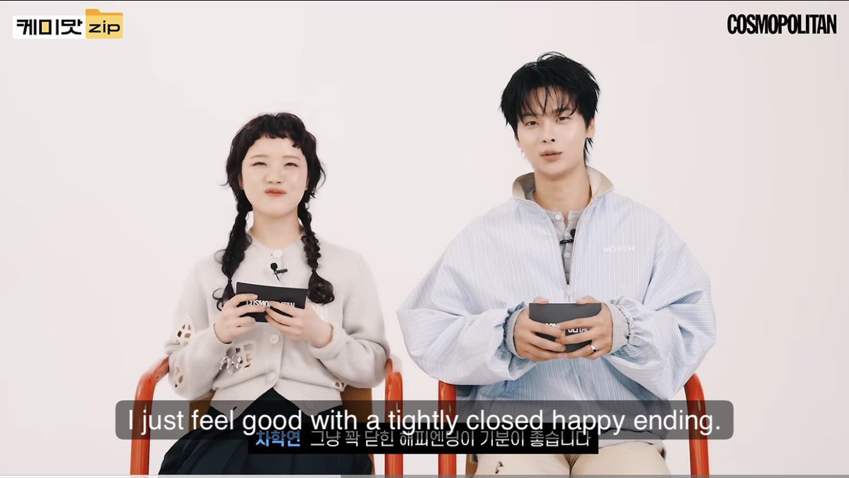 kim_gi_ri0090's tweet photo. Hyanggi got her open ending in Season 1.
Hakyeon wants a tightly closed happy ending.
So… the only logical solution is Season 2. Let S1 be the open ending and S2 be the happy ending. 😭🤍
#absolutevalueofromance https://t.co/VGcUlWFMdl