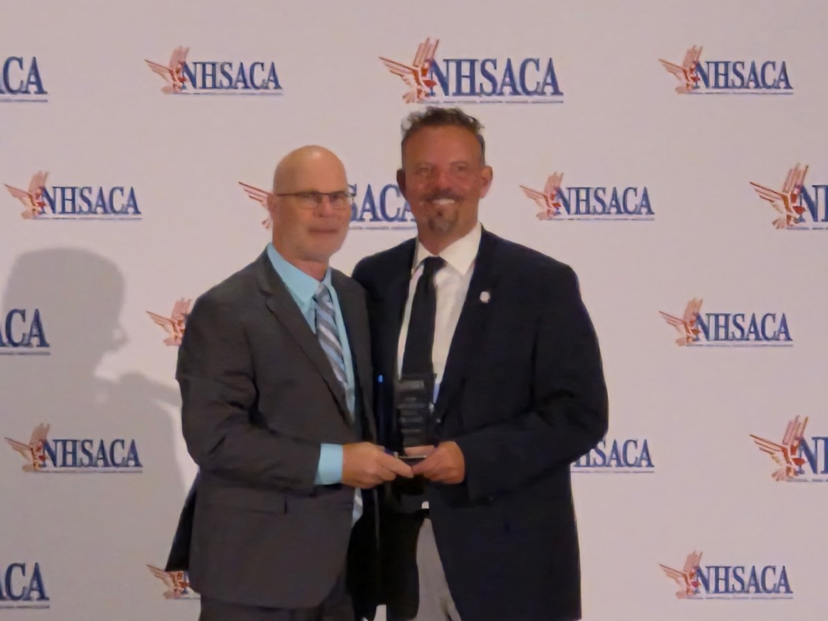 NDHSCA1's tweet photo. Larry Sandy of Velva, @nhsaca National Coaches Association Hall of Fame. Congratulations Coach Sandy! https://t.co/UXAgP82cGi