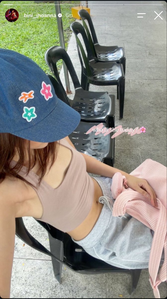 JHODI0R's tweet photo. girlie promoting their merch and brands 🤩 https://t.co/hGjwpOExyf