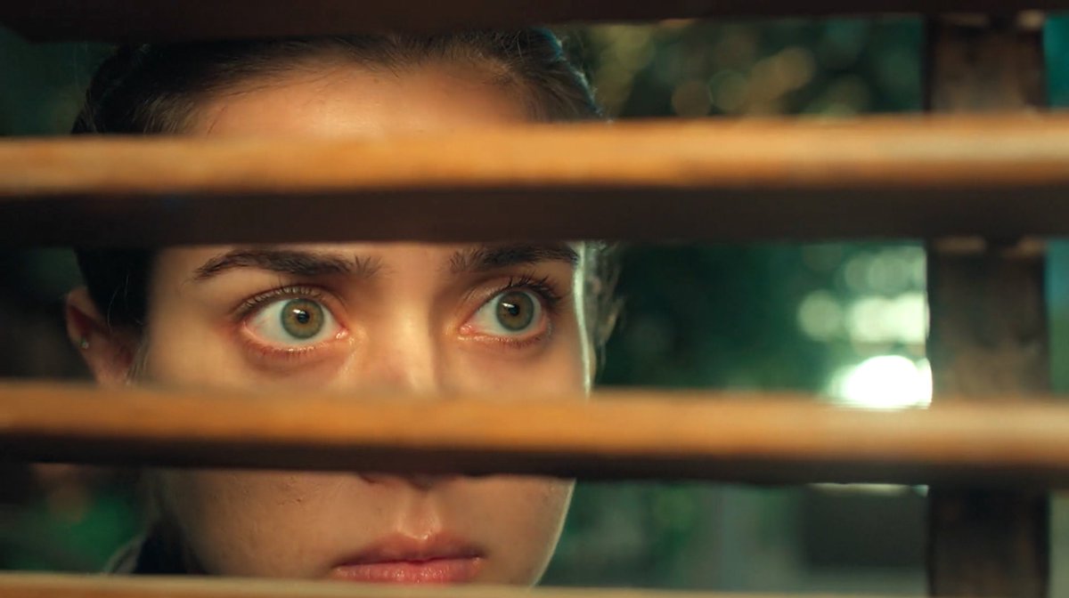Ipurple_phoenix's tweet photo. What is the need to show those eyes again? 

A deliberate attempt to taunt us? Or there is a motive behind this? #2MoreDaysToGo 💔

#SeherHoneKoHai #MaHer #SHKH https://t.co/WB2Gwsux5K