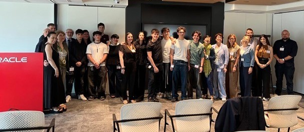 OracleAcademy's tweet photo. @OracleAcademy Day in Rome, #Italy, brought together students, @Oracle experts, and partners to innovate, build skills, and envision the future together. The event also represented the final milestone of the “Reboot Culture” project, where four student teams showcased innovative solutions developed throughout the program using Oracle technologies and the latest digital tools. Read > https://t.co/gQ7GEVATWG