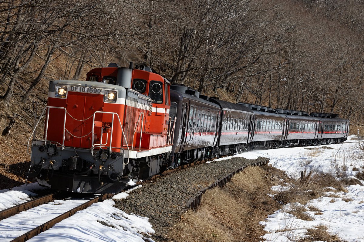 acid7509's tweet photo. #2026年自分が選ぶ今年上半期の4枚
デンシャならこの4枚かなと...
札幌旅行中に突撃したDL湿原号も、熊本から沢山撮ったつばめの大冒険もほんと一生心に残る思い出になりました。
スマシオもまた再履したいですね。 https://t.co/zCs64AV5DL